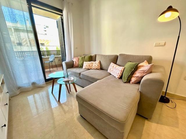 Gatu El Arrecife - Apartamento A 2 Minutos De La Playa En El Puerto De Santamaria , Preferente Mayores De 25 Anos Y Familias エル・プエルト・デ・サンタ・マリア エクステリア 写真